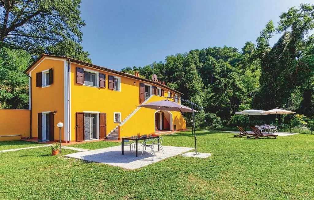 Holiday home Holiday Pianamaggio Carrara