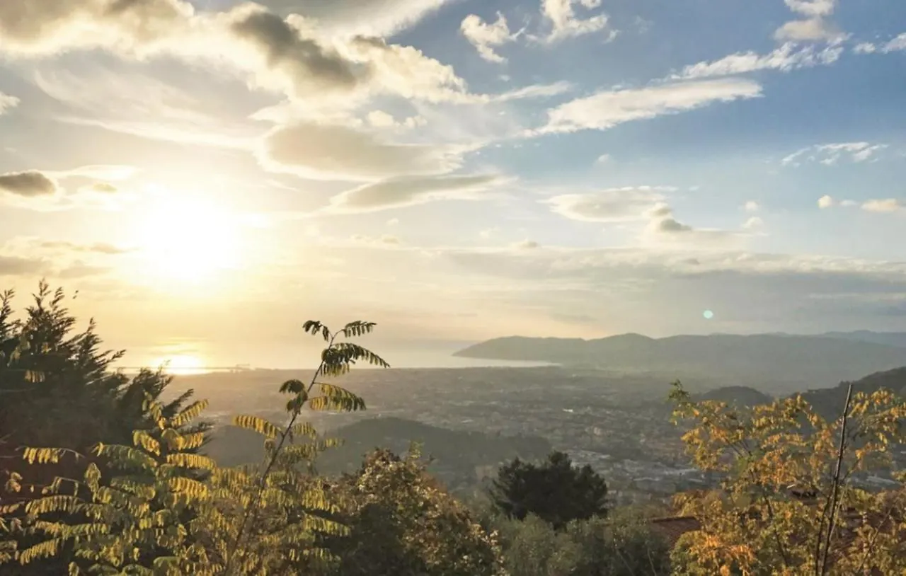 Holiday home Holiday Pianamaggio Carrara